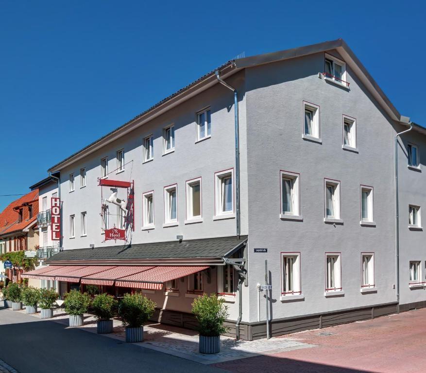 Hotel Zum Weissen Roessel Валдорф Екстериор снимка